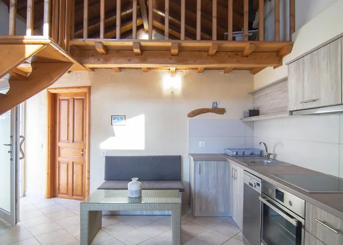 Villa Theodora View Apartments Thalia